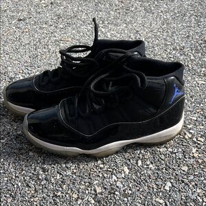 Nike Black and Blue Athletic Shoes